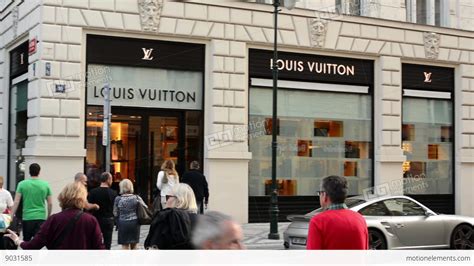 louis vuitton praha recenze|Louis Vuitton cz shop.